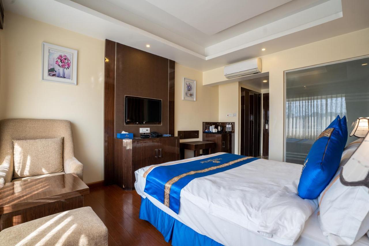 Shangrila Blu Hotel Lalitpur Extérieur photo